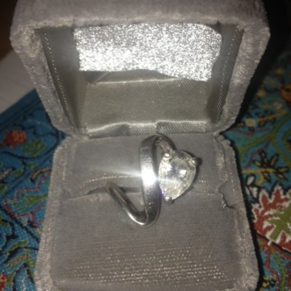 Pear Cut CZ 925 Silver Ring - Picture 2 of 12